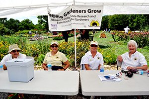 Extension Master Gardeners at K-State Field Day