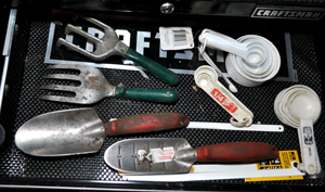 Tool chest with hand tools