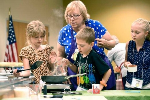 4-H kids taking the lead cooking 